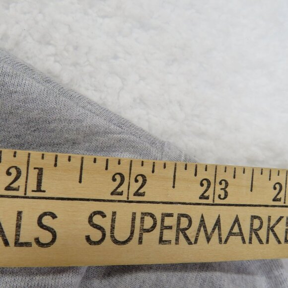 Disney Minnie Mouse T Shirt Womens Size XXL Long Sleeve Gray Red New - Picture 7 of 9